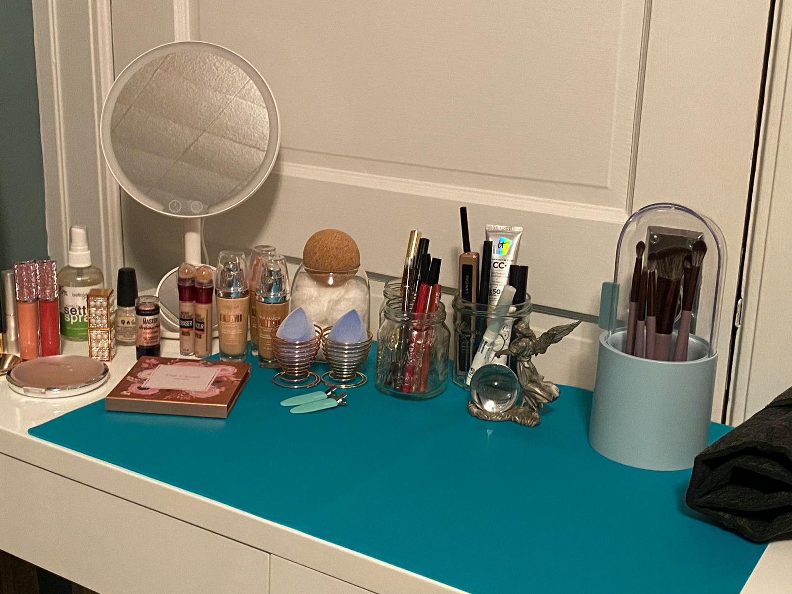 GreenForest Vanity Desk with 2 Drawers, Glossy Desktop White Desk for Bedroom, Makeup Table with Storage Space, Small Desk for Home Office, 39 inch customer photo 2