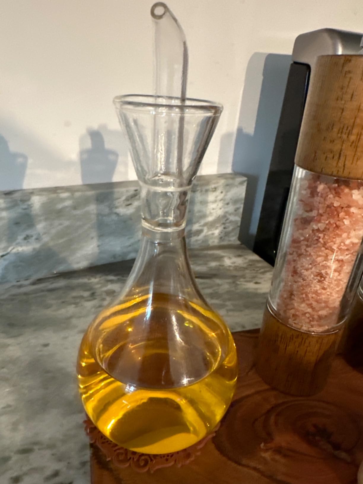HAIZEEN 13ounce/ 380 ml Clear Glass Olive Oil Dispenser Bottle - Oil & Vinegar Cruet with Pourers and NO Funnel Needed customer photo 1