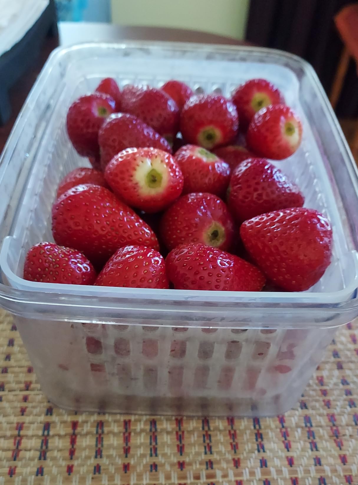 BINO Produce Saver - 6.8 Cup/1.6L Fridge Storage Containers for Fruits and Vegetables with Adjustable Air Vent customer photo 2