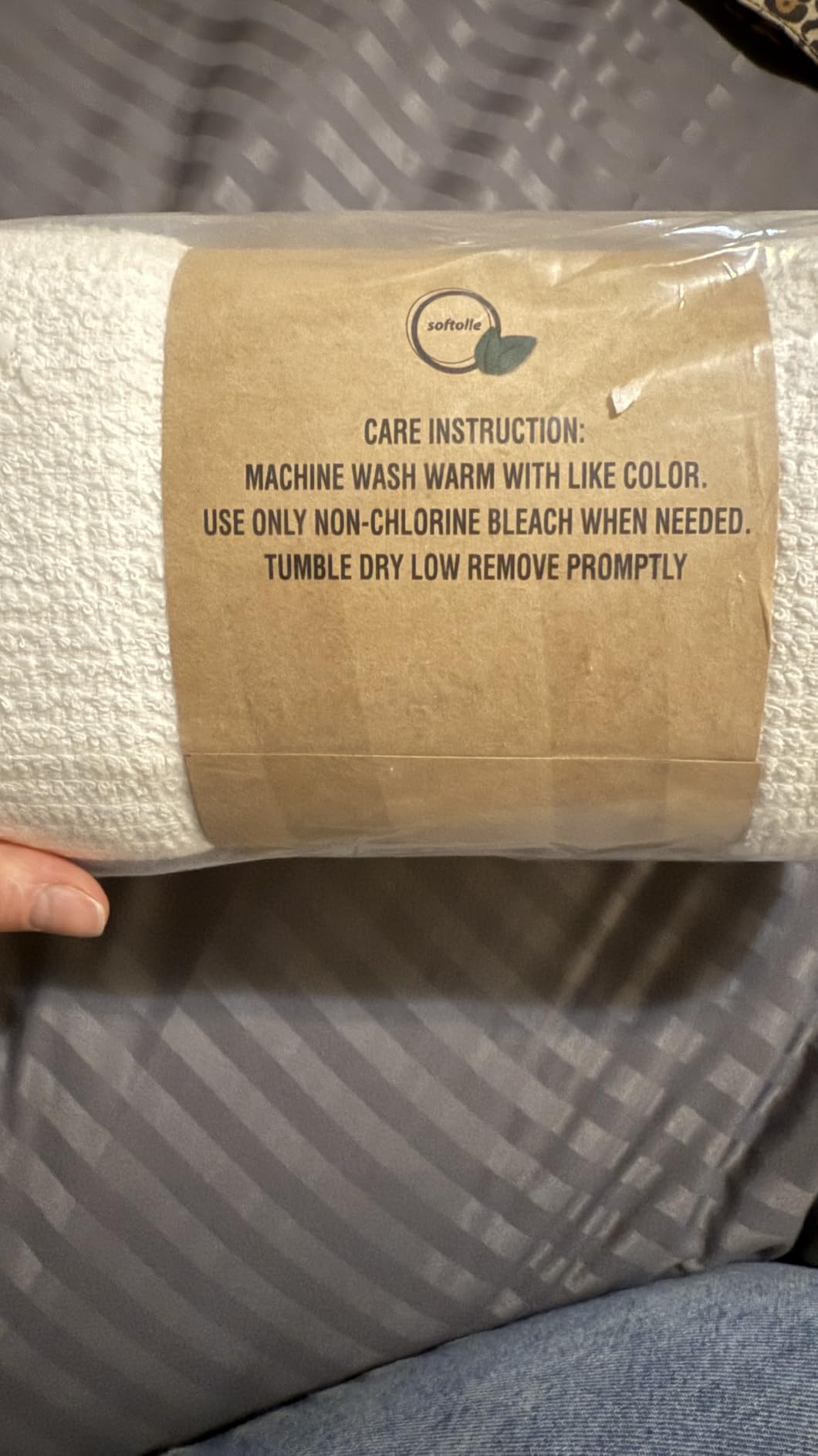Softolle Bar Mop Towels, Pack of 12-16x19 Inches - 100% Cotton Super Absorbent Towels, Multi-Purpose for Home and Bar Cleaning (White) customer photo 2