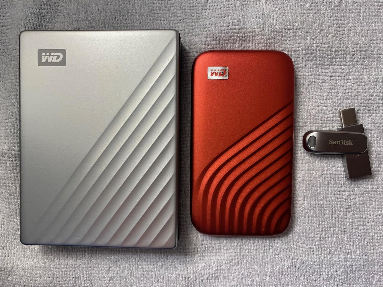 Western Digital 1TB My Passport SSD Portable External Solid State Drive, Gray, Sturdy and Blazing Fast, Password Protection with Hardware Encryption customer photo 2
