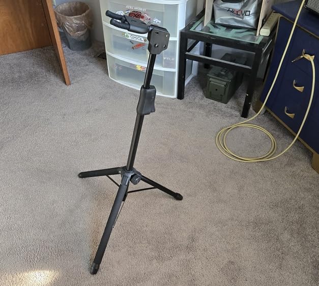 GUITTO Guitar Stand - Heavy Duty Auto-Lock, Adjustable & Foldable for Acoustic/Electric/Bass (33lbs Capacity), Non-Slip Base, Anti-Rust - Portable for Stage/Travel/Studio GGS-06 customer photo 1