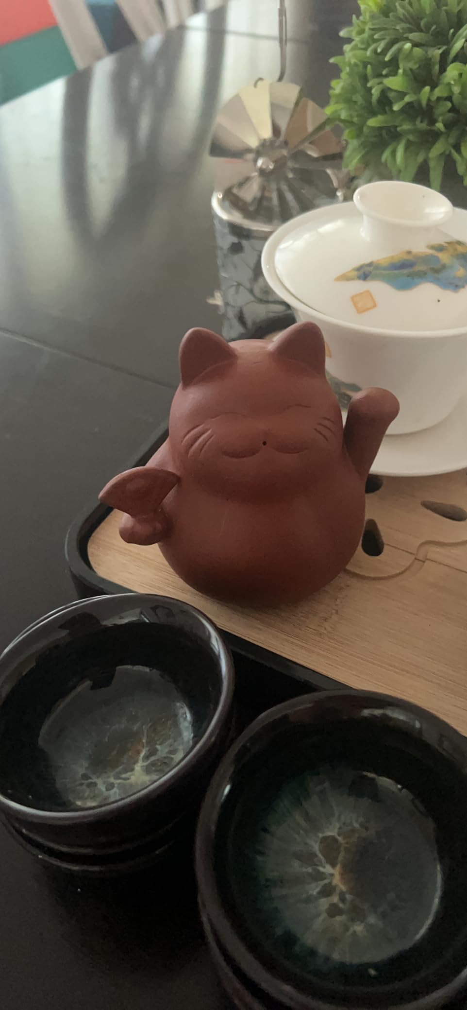 EatingBiting Chinese Zisha Tea Pet Maneki Neko Lucky Wealth RICH Cat Tea Pet Handmade Purple Clay for Kungfu Gift Water Tea Tray Accessories Handmade Tea Tray for Tea Lovers Oolong Tea Home Decor customer photo 1