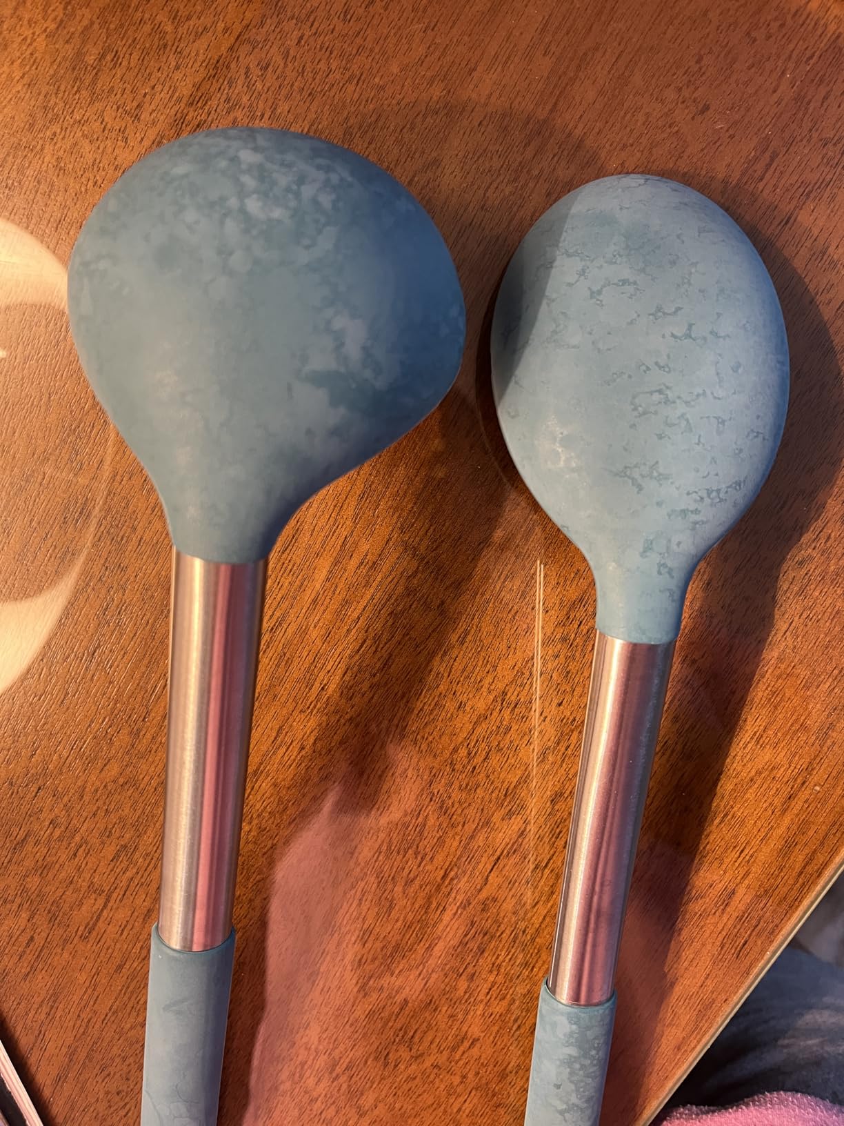 Pack of 2 Large Silicone Cooking Spoons,Non Stick Solid Basting Spoon,Heat-Resistant Kitchen Utensils for Mixing,Serving,Draining,Stirring (BLACK) customer photo 1