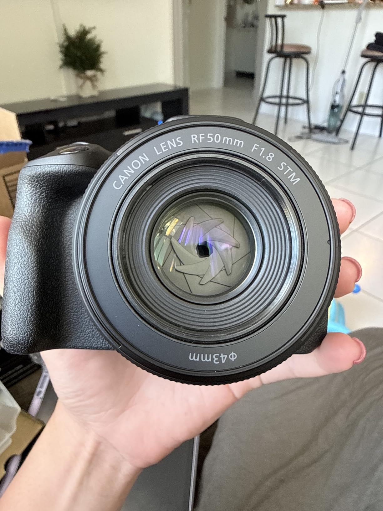 RF50mm F1.8 STM Lens, Mirrorless Lens, Fixed Focal Length, Compatible with EOS R Series Mirrorless Cameras customer photo 2