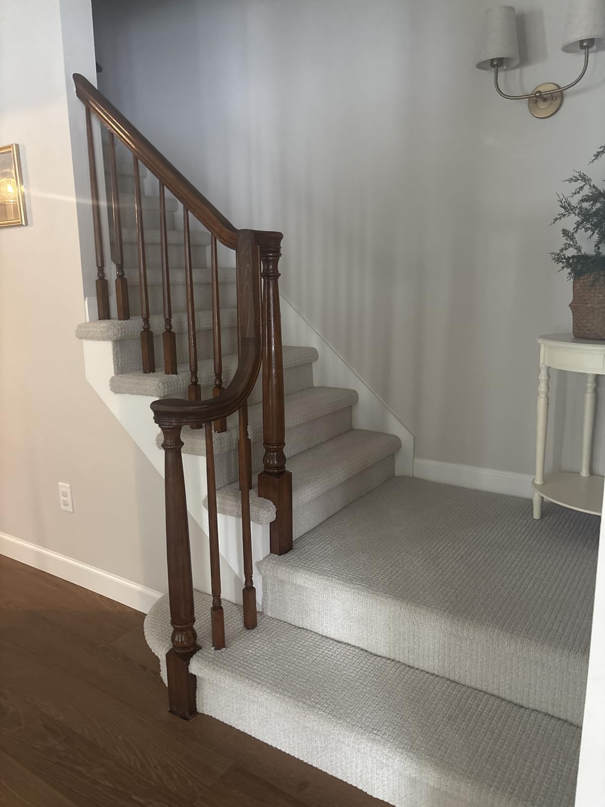 Varathane 349560 Premium Gel Stain, Half Pint, Dark Walnut customer photo 1
