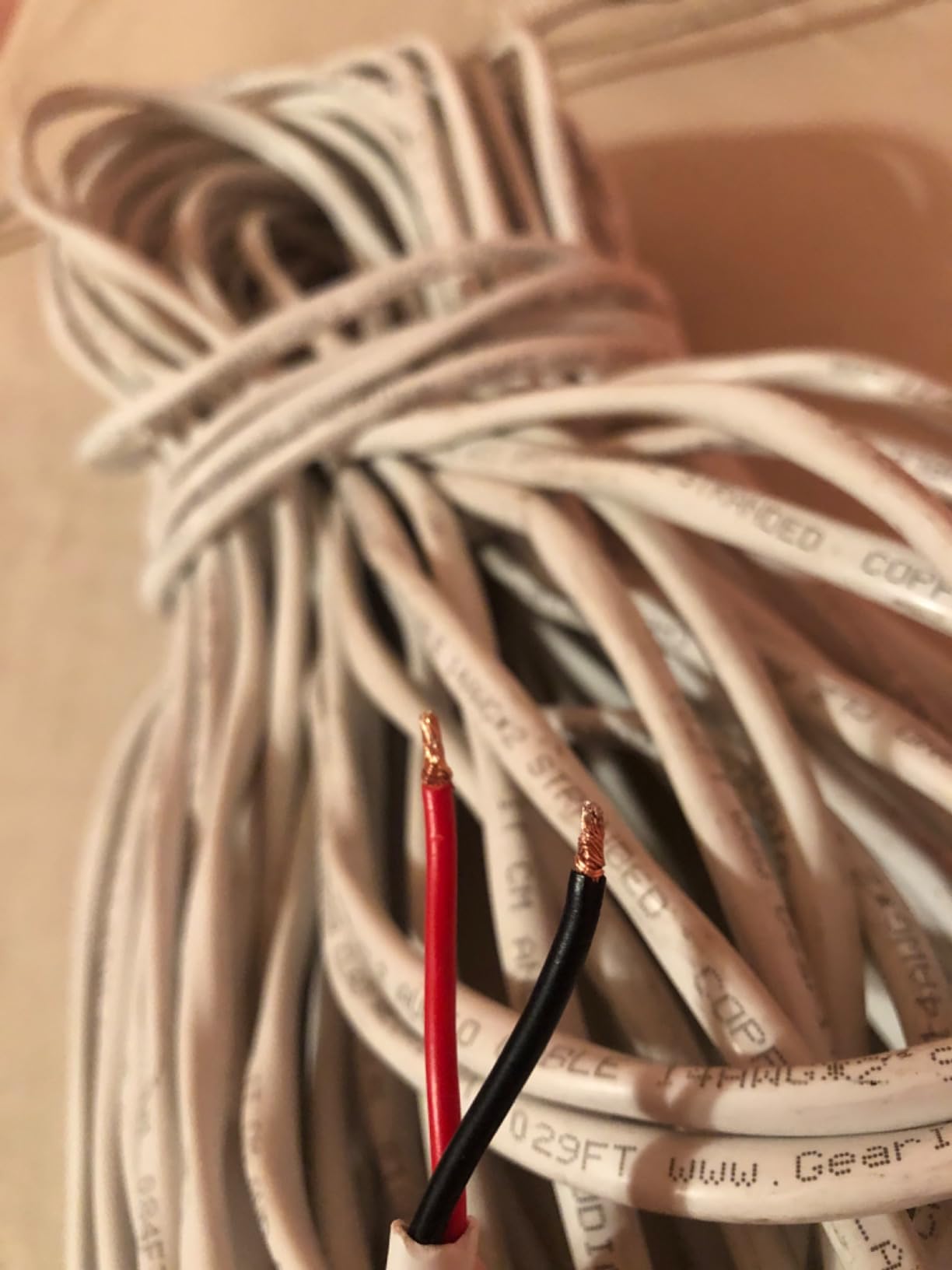 GEARit 14 Gauge Speaker Wire, CL2 Rated 14 Gauge Wire 200ft, Audio Cable with Red/Black Color Coded, Speaker Cable for in-Wall Home Theater customer photo 2