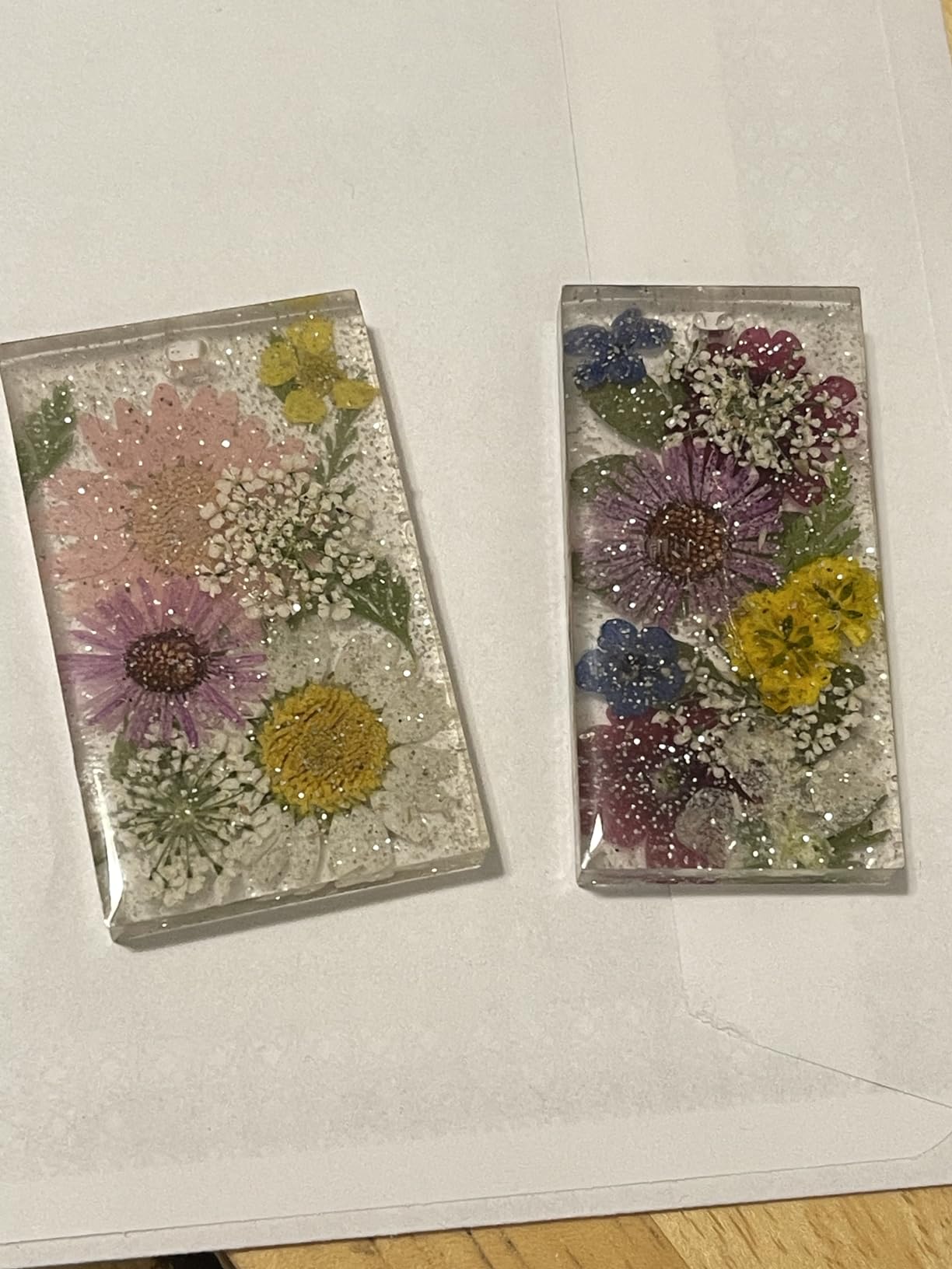 219Pcs Resin Kit for Beginners, Thrilez Resin Mold Kit with Resin Molds Silicone and Epoxy Resin Supplies Include Dried Flowers, Foil Flakes, Necklace Cord, Earring Hooks for DIY Jewelry Making customer photo 2