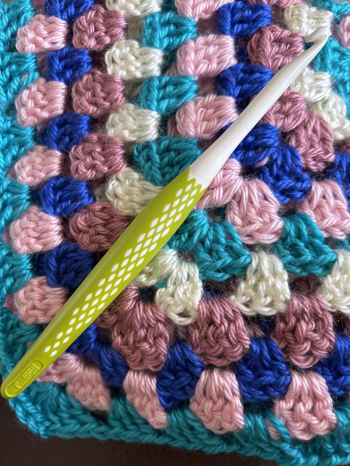 Prym Ergonomics Crochet Hook Set, Small (E, G, 7, H, J) customer photo 1