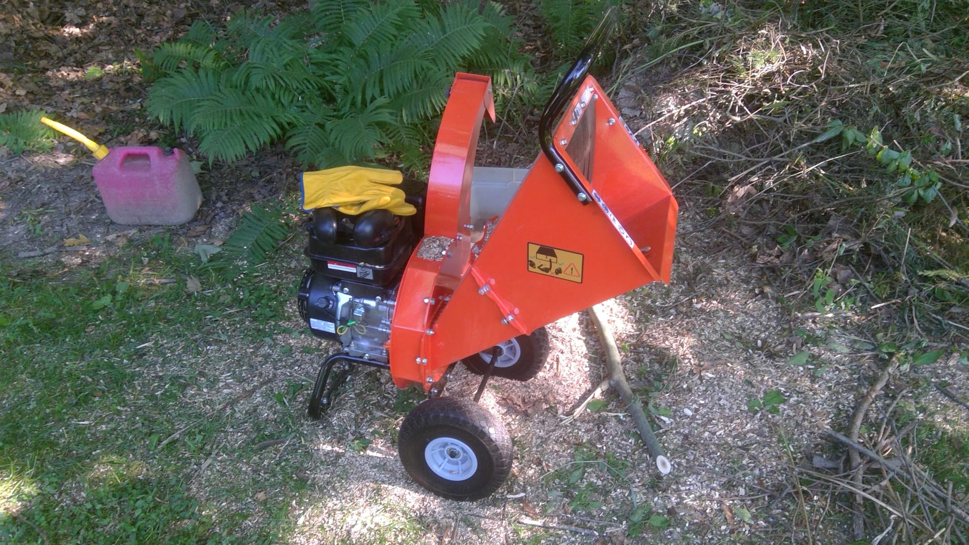 C30 LITE Wood Chipper Shredder Mulcher Heavy Duty 7 HP 212cc Gas Powered 3 Inch Max Capacity customer photo 2