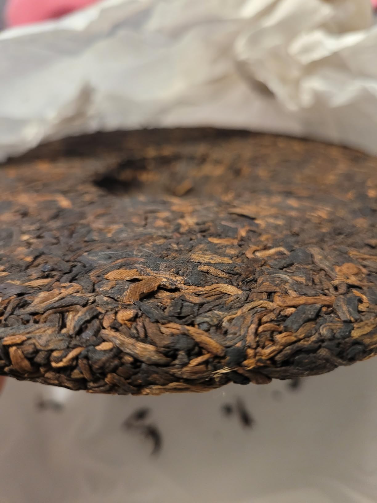 TIAN HU SHAN Premium 8 Years Aged Puerh Black Tea Cake 12.35 Ounce (350g) customer photo 2