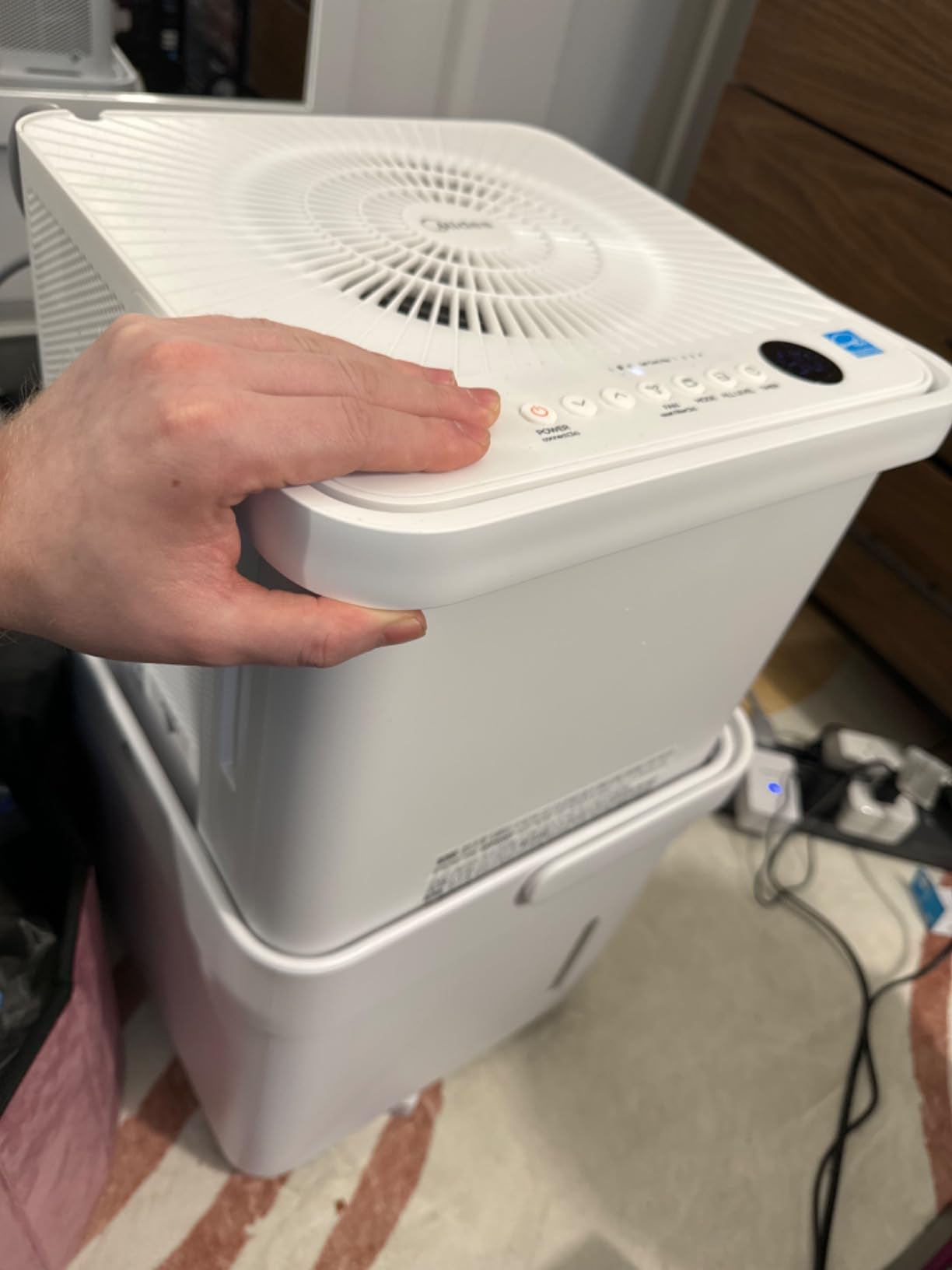 Midea Cube 20 Pint Dehumidifier for Basement, Up to 1,500 Sq. Ft, ENERGY STAR, Smart Control, Alexa Compatible customer photo 2