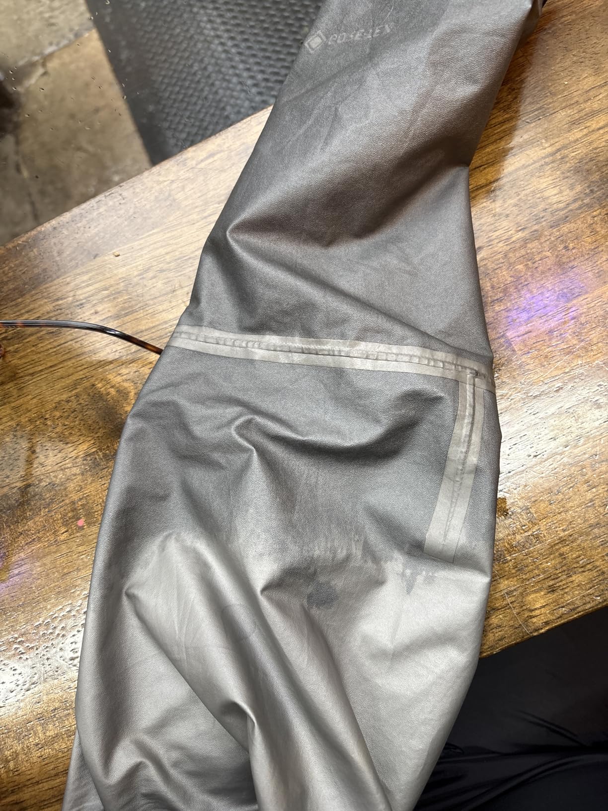 Women's GORE-TEX Minimalist Rain Jacket - Packable, Breathable, Durable Wind & Water Protection customer photo 1