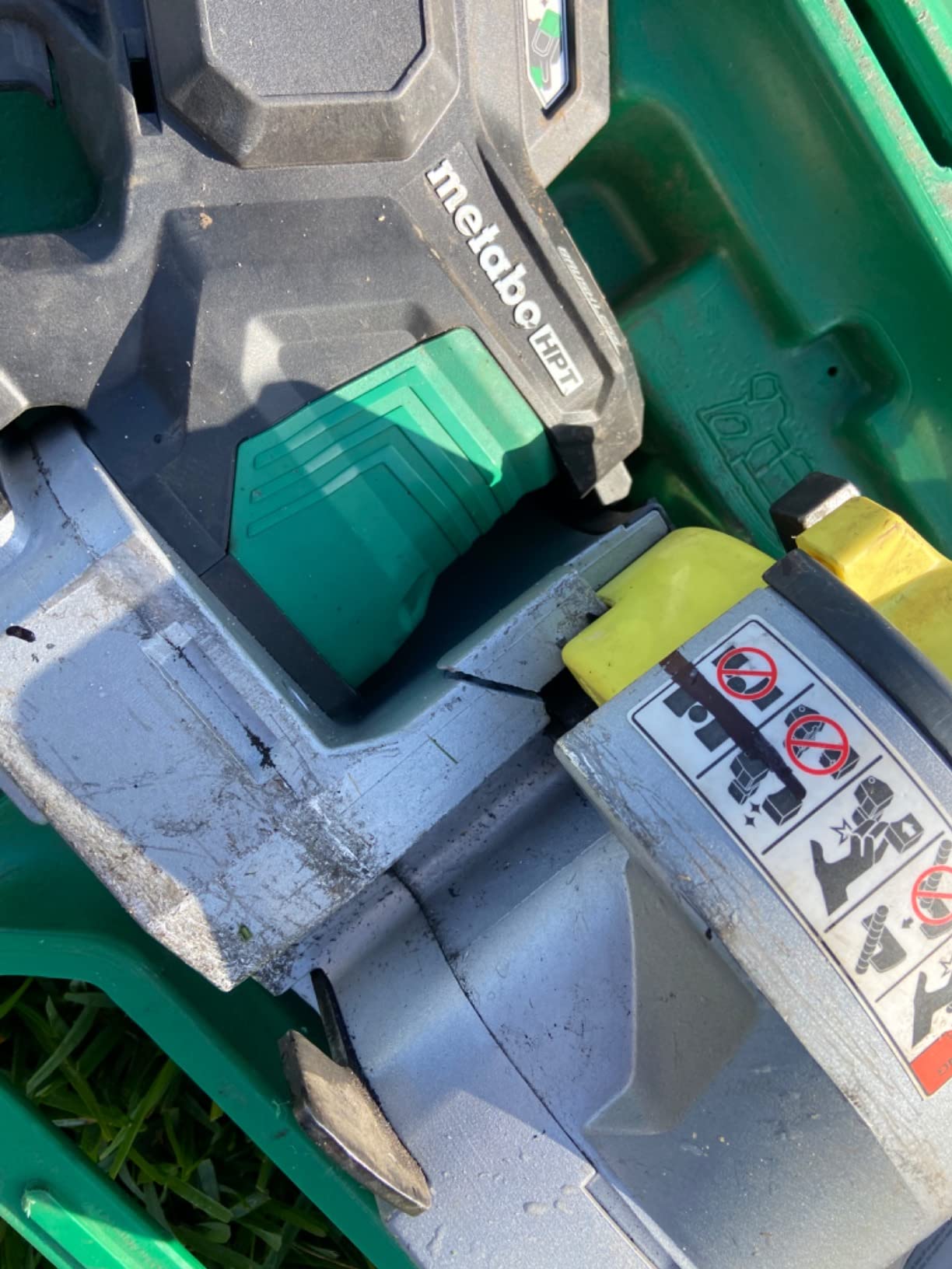Metabo HPT 36V MultiVolt Portable Rebar Bender/Cutter, Dual Power Source Technology, Brushless Motor, Includes 2x 4.0Ah Batteries and Rapid Charger, VB3616DA customer photo 1