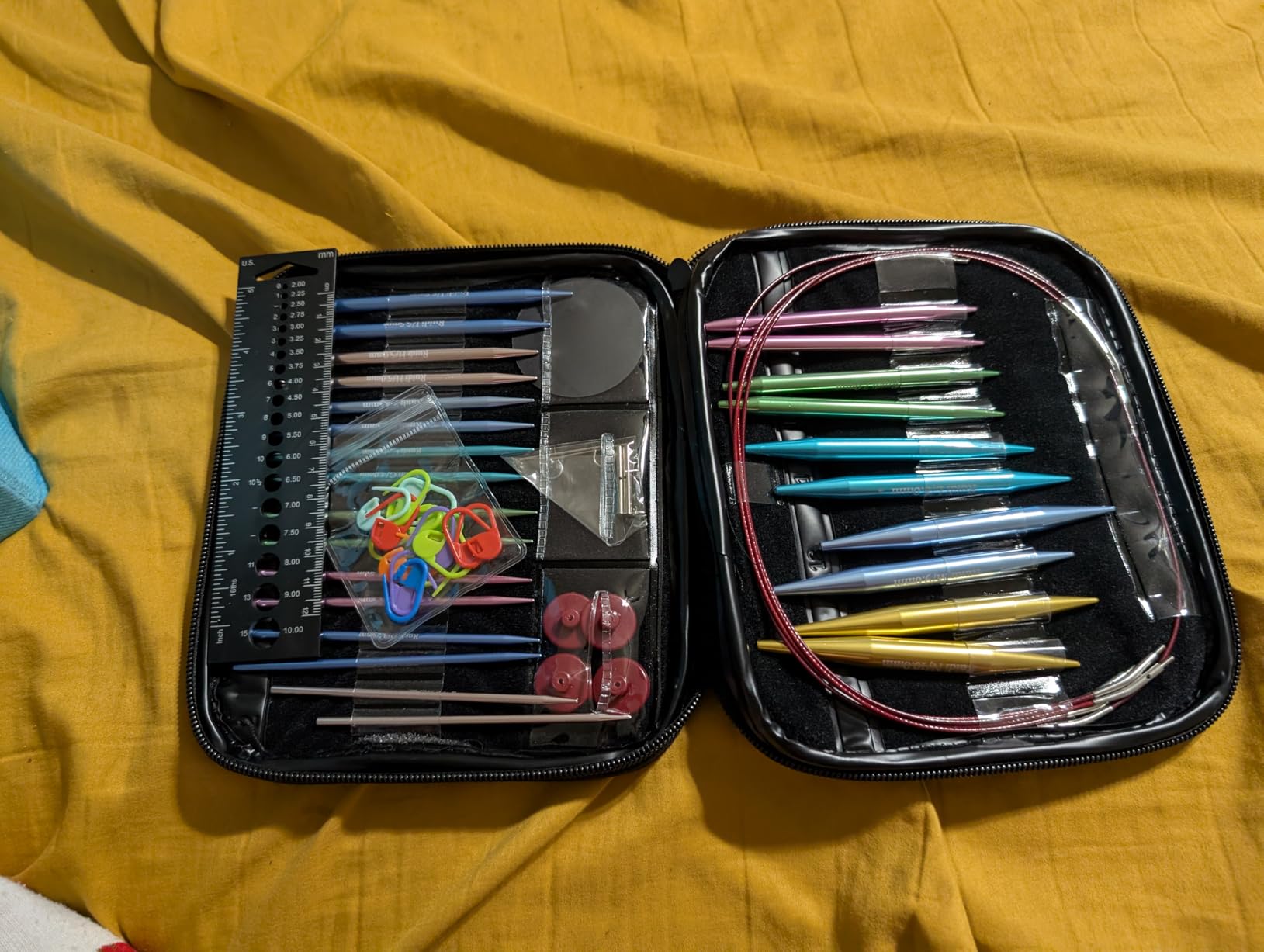 Ruidi Interchangeable Aluminum Circular Knitting Needles Set - 13 Pairs of 4 Inch (10cm) Needles with 4 Cables, Needle Holders & Leather Bag customer photo 2