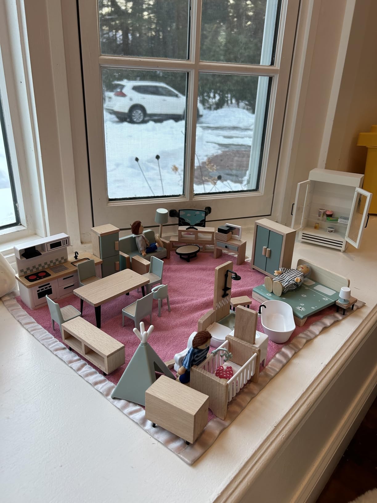 Giant bean 36pcs Wooden Dollhouse Furniture Set 5 Rooms 4 Family Dolls, Wood and Plastic Blue Dollhouse Accessories customer photo 2