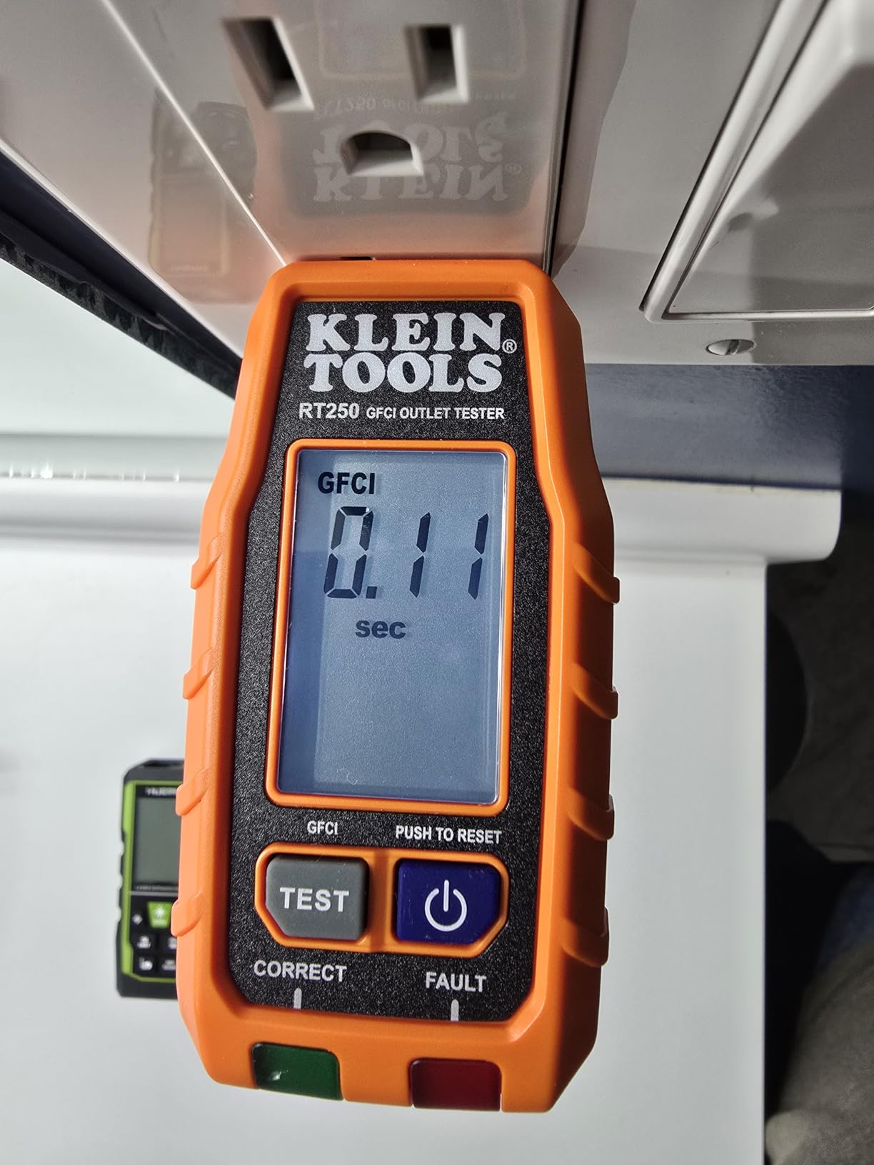 Klein Tools 80041 Outlet Repair Tool Kit with GFCI Receptacle Tester, Non Contact Voltage Tester and Wire Stripper, 3-Piece customer photo 2
