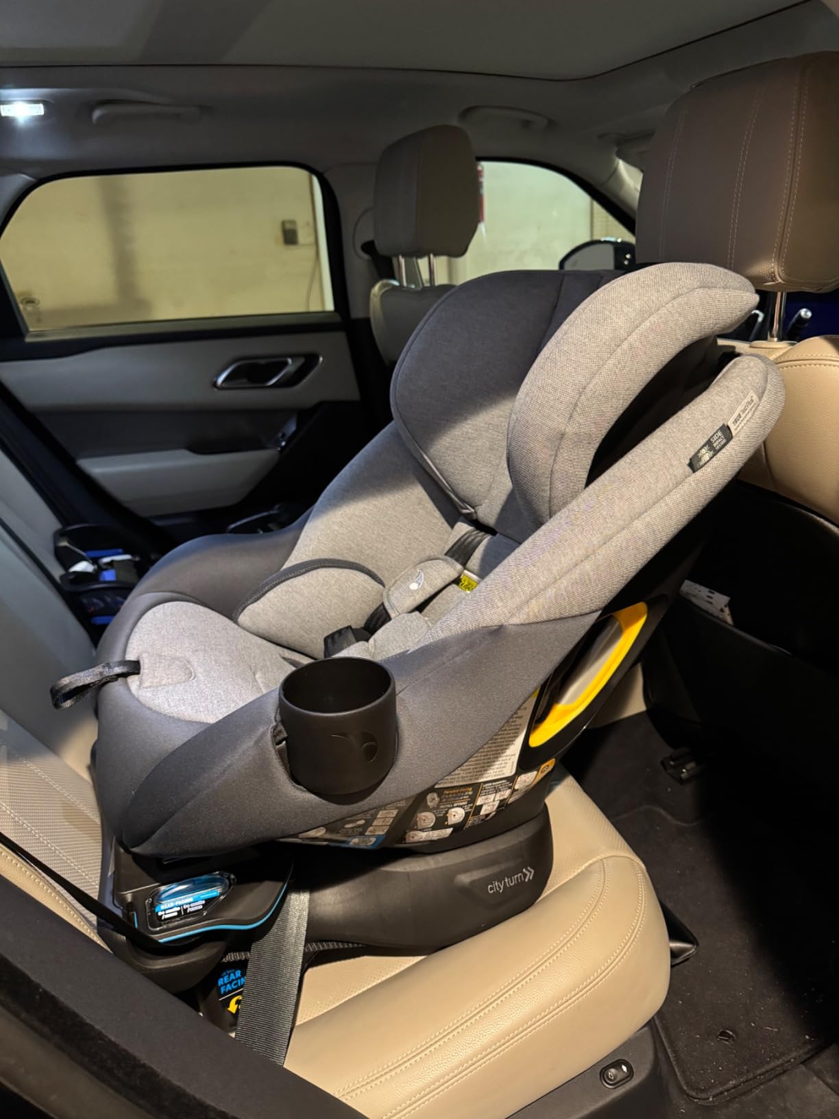 Baby Jogger City Turn Rotating Car Seat with 180-Degree Turn, Lightweight Convertible Car Seat, Rear Facing to Forward Facing, COOLMAX Fabric, Amazon Exclusive Pike Fashion customer photo 1