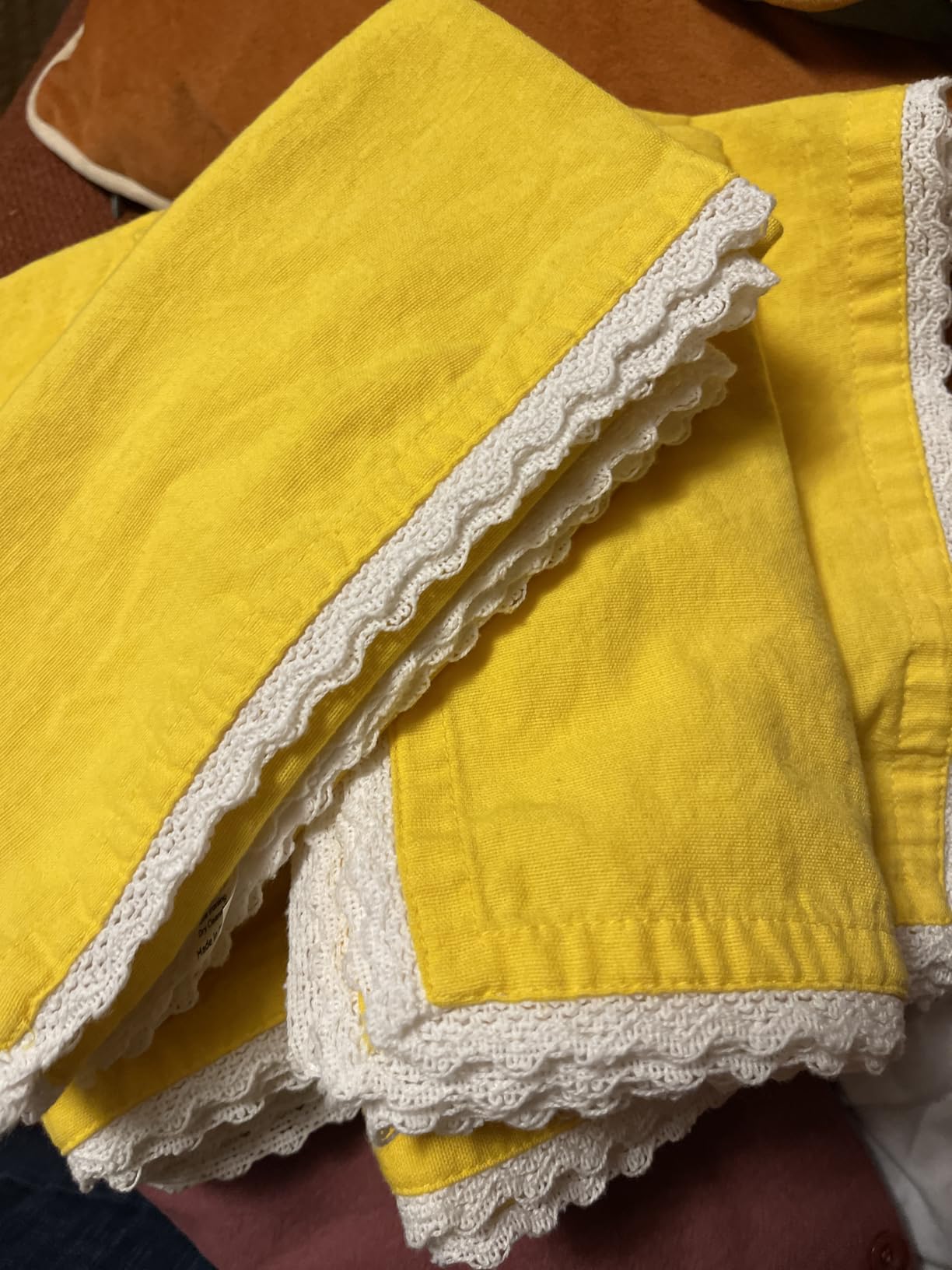 FINGERCRAFT Dinner Cloth Napkins in 100% Cotton, 12 Pieces Small Table Napkin Cloth, 12 inches, Mitered Corners for Every Day Use Christmas Napkins Cloth Good Absorbency Lace White Easter Color customer photo 1