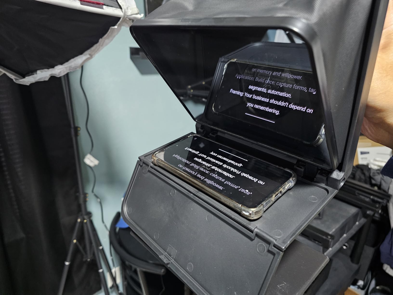 LENSGO Portable Teleprompter for iPad Tablet Smartphone DSLR Camera 7.9