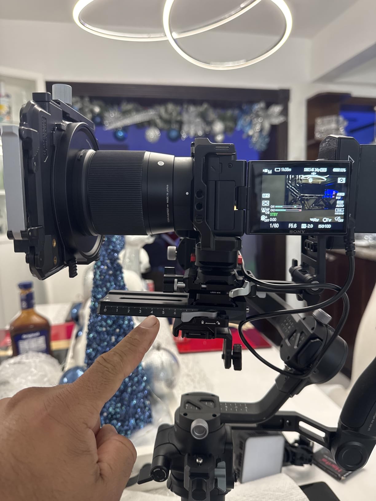 Sony Alpha ZV-E10 - APS-C Interchangeable Lens Mirrorless Vlog Camera - Black customer photo 2