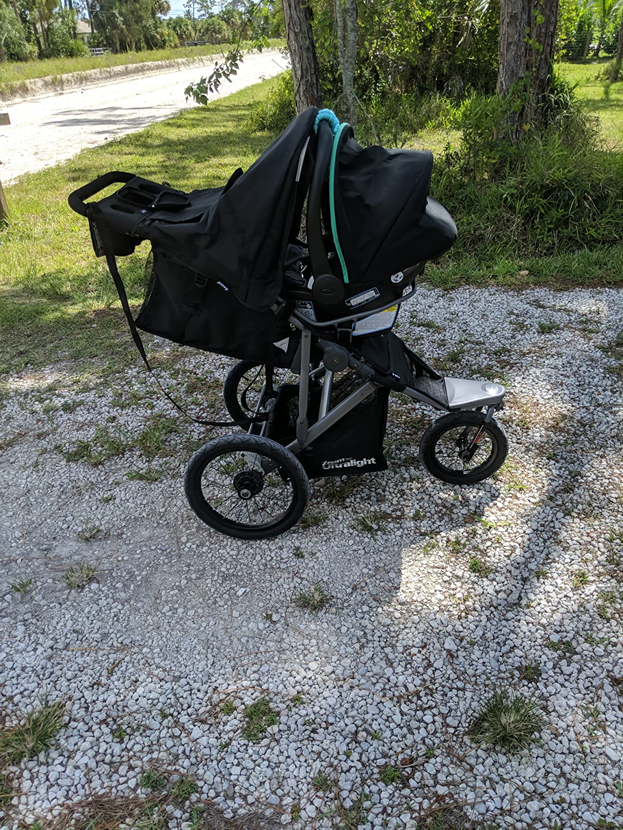 Joovy Zoom360 Ultralight Jogging Stroller, High Child Seat, Shock-Absorbing Suspension, Extra-Large Air-Filled Tires, Black customer photo 1