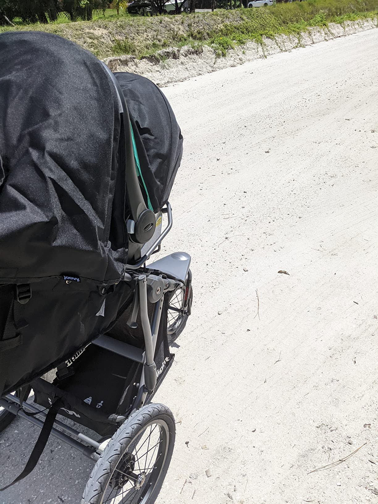 Joovy Zoom360 Ultralight Jogging Stroller, High Child Seat, Shock-Absorbing Suspension, Extra-Large Air-Filled Tires, Black customer photo 2