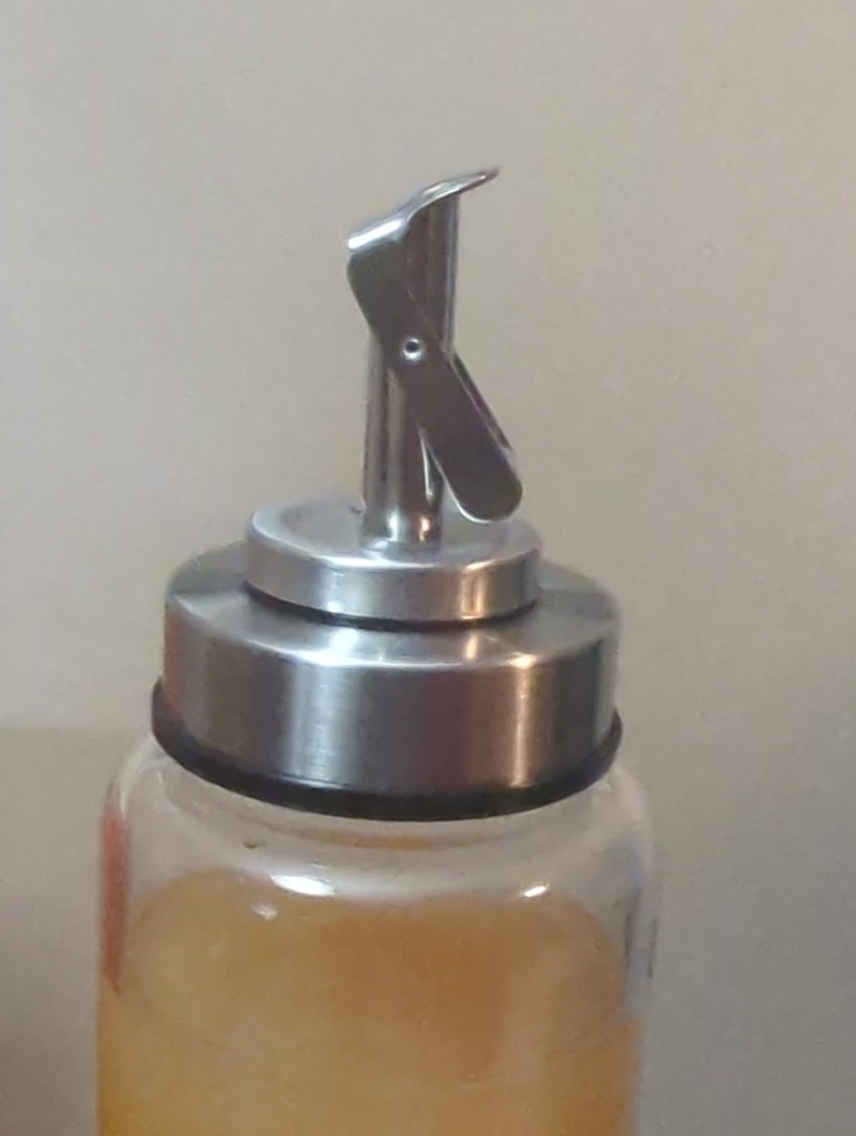 Glass Olive Oil Dispenser Bottle Shatterproof and Leakproof with Stainless Steel Spouts High Temperature Resistant 17oz customer photo 1