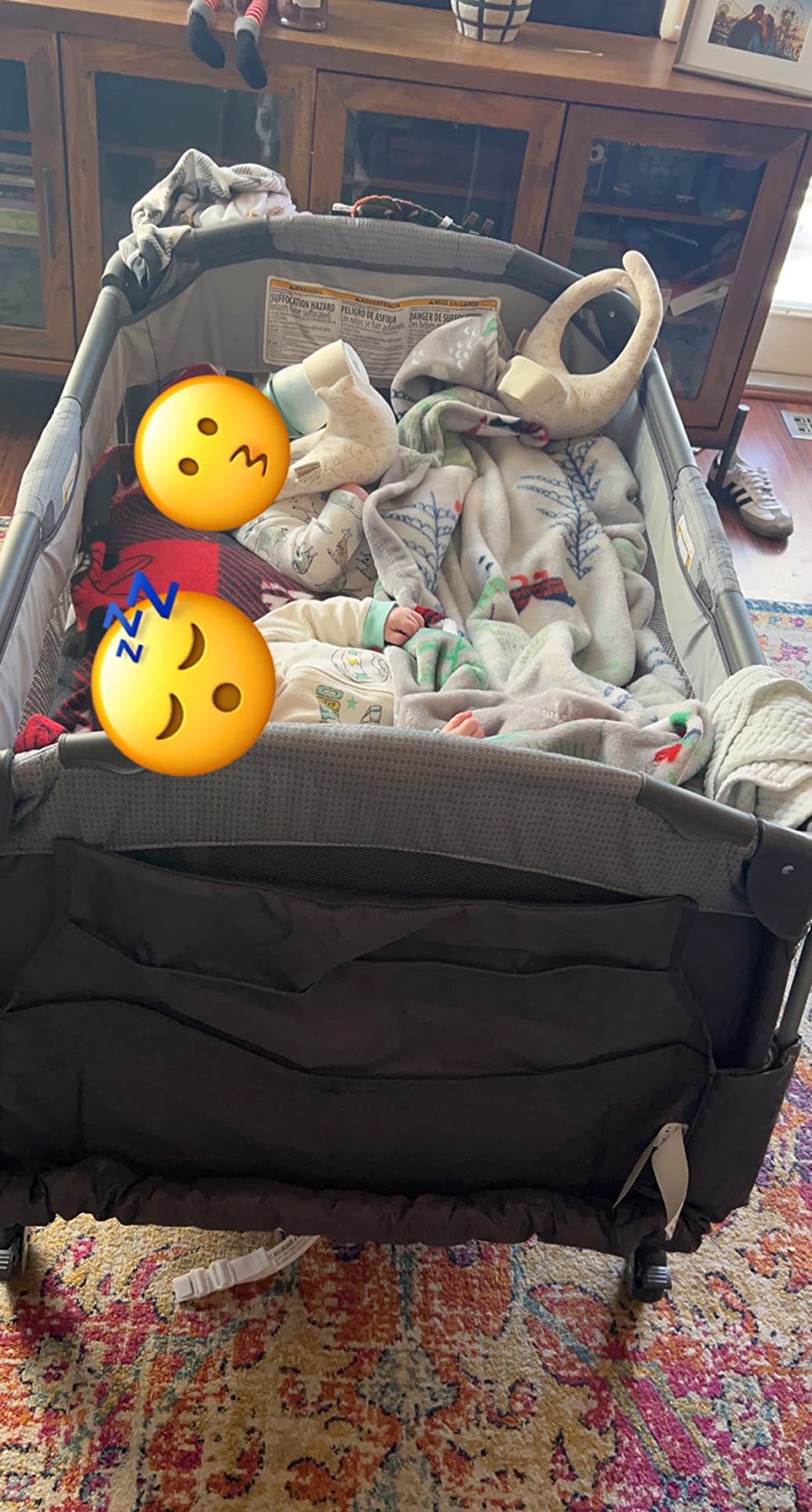 Baby Trend Lil' Snooze Deluxe III Nursery Center Playard for Twins, Cozy Grey customer photo 2