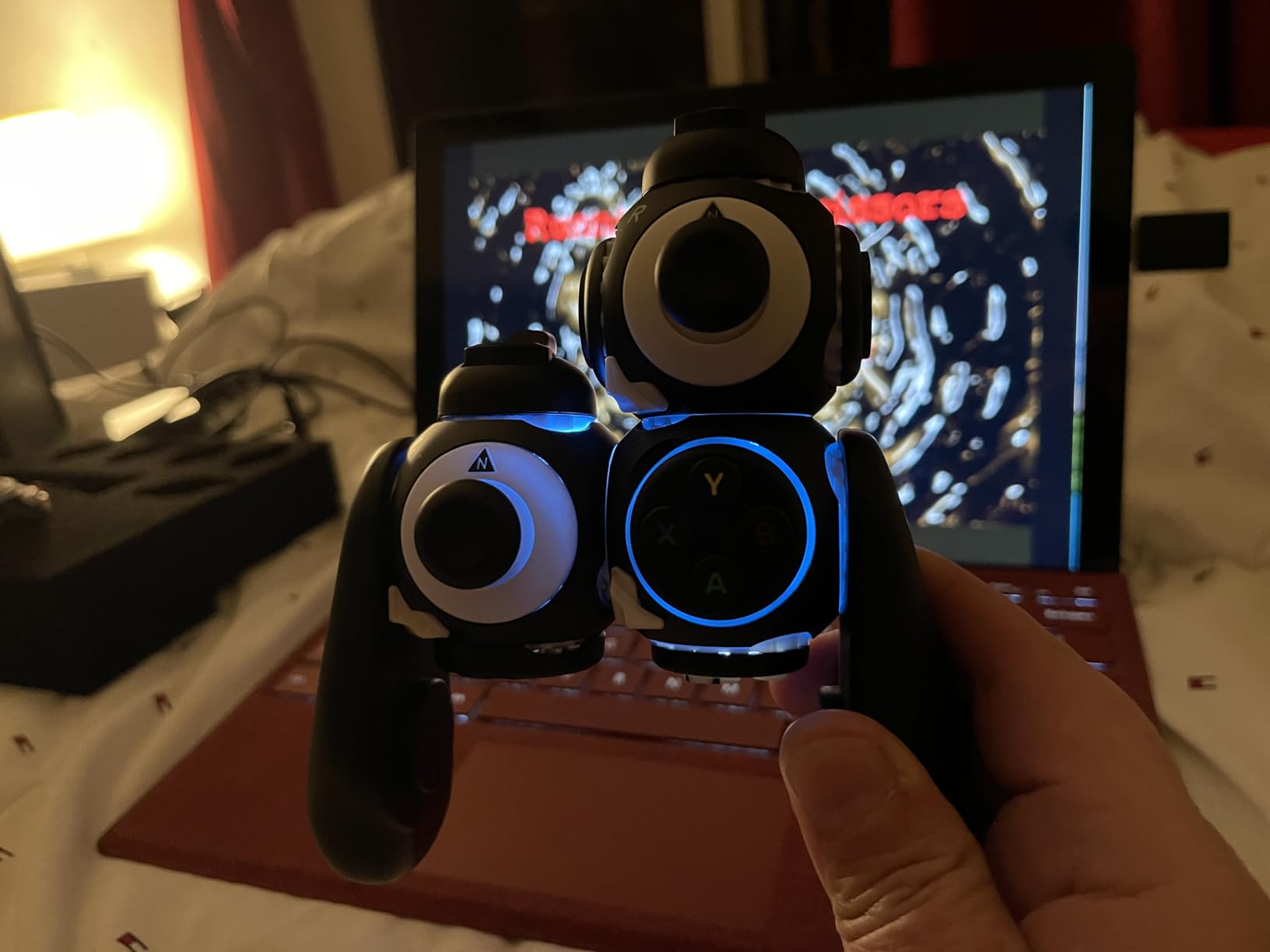 ByoWave Proteus Controller Kit - Modular Gaming Controller with 15+ Interchangeable Parts, Custom Remapping & LED Lighting - Works with PC, Steam Deck & Xbox Series X|S - Lithos Collection Limited Edition customer photo 1