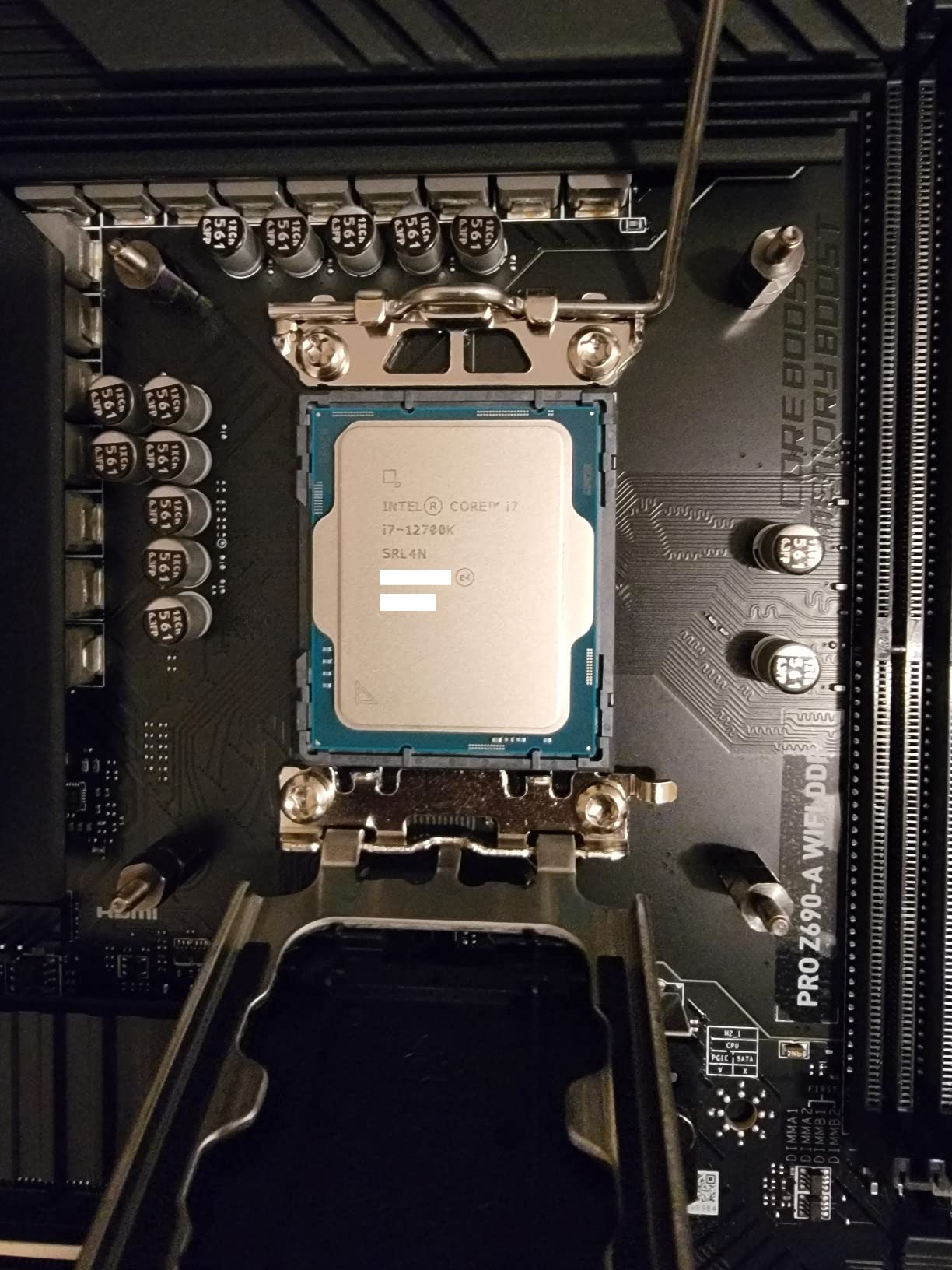 Intel Core i7-12700K Gaming Desktop Processor with Integrated Graphics and 12 (8P+4E) Cores up to 5.0 GHz Unlocked customer photo 2