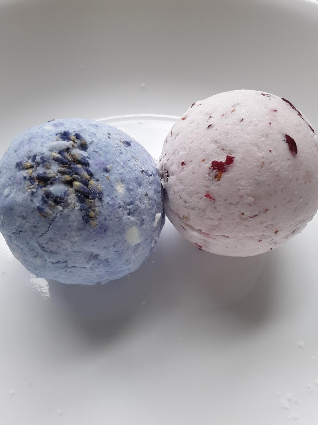 STMT Self-Love Club D.I.Y. Bath Bombs by Horizon Group USA, Create 5 Bath Bombs with Pastel Colors, Essential Oils & Clean Beauty Ingredients, DIY Bath Bomb Kit customer photo 2
