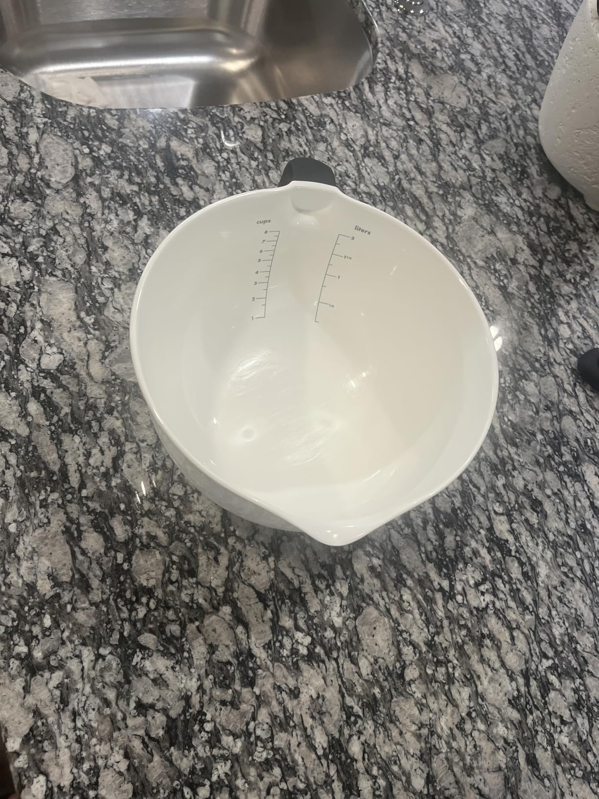 OXO Good Grips 4Qt Batter Mixing Bowl with Lid, White customer photo 2