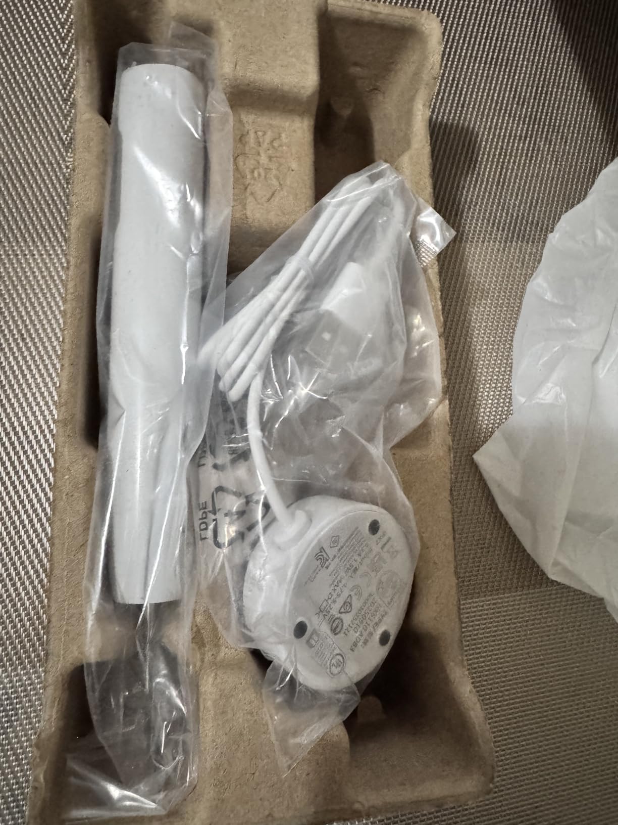 Philips Sonicare 1100 Series Electric Toothbrush, Advanced Sonic Technology, EasyStart, Smartimer, Quadpacer, White, HX3641/02 customer photo 2