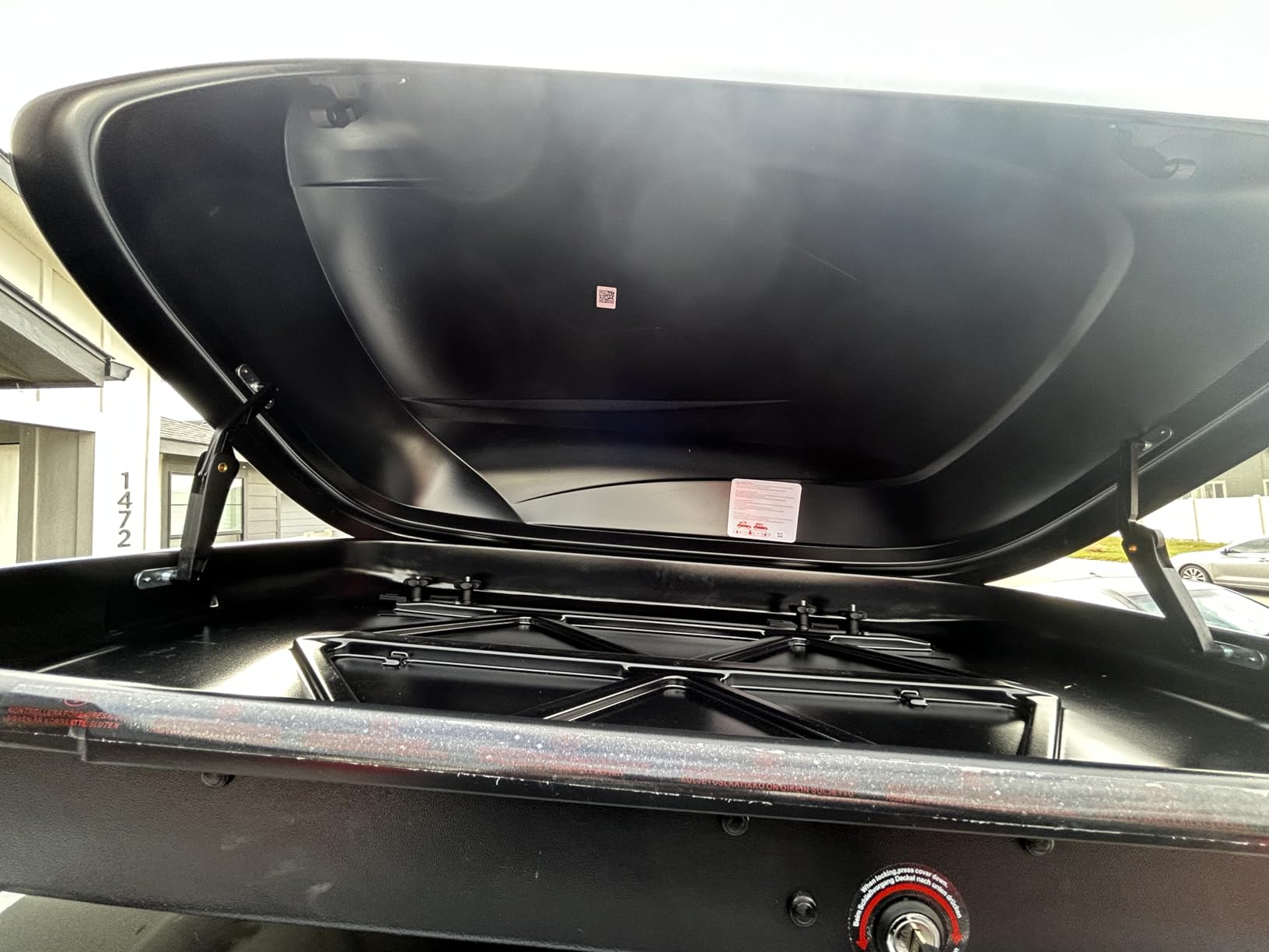 DNA Motoring Universal Heavy Duty Roof Storage Box Rooftop Cargo Carrier Luggage Case w/Keys, 12.7 cu. ft. / 360L, PT-ZTL-8293-BK customer photo 2