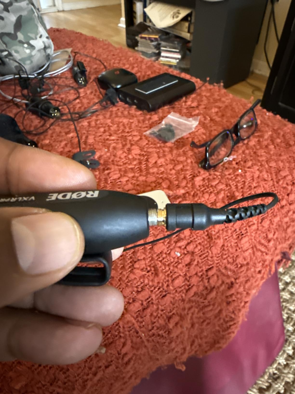 RØDE Lavalier II Premium Ultra-Low-Profile Lavalier/Lapel Microphone for Broadcast, Filmmaking, Content Creation, Location and Studio Voice Recording customer photo 1
