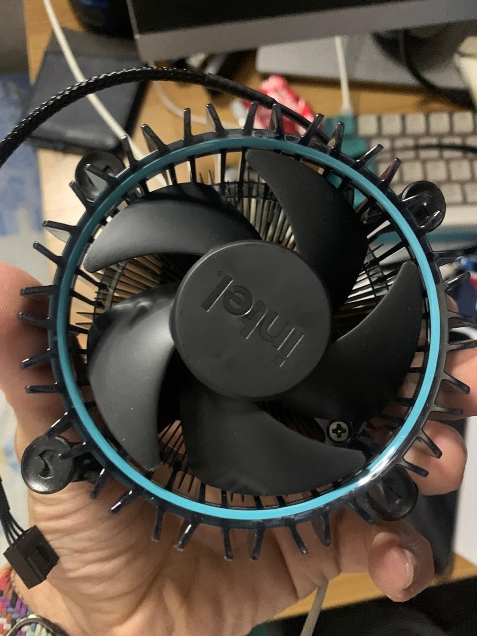 Intel Core 12th Gen i3-12100F desktop processor, featuring PCIe Gen 5.0 & 4.0 support, DDR5 and DDR4 support. Discrete graphics required. customer photo 2