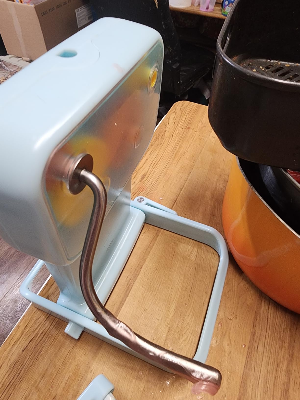 Chef'n Sweet Spot Taffy Maker, Collapses for Easy Storage, Blue customer photo 1