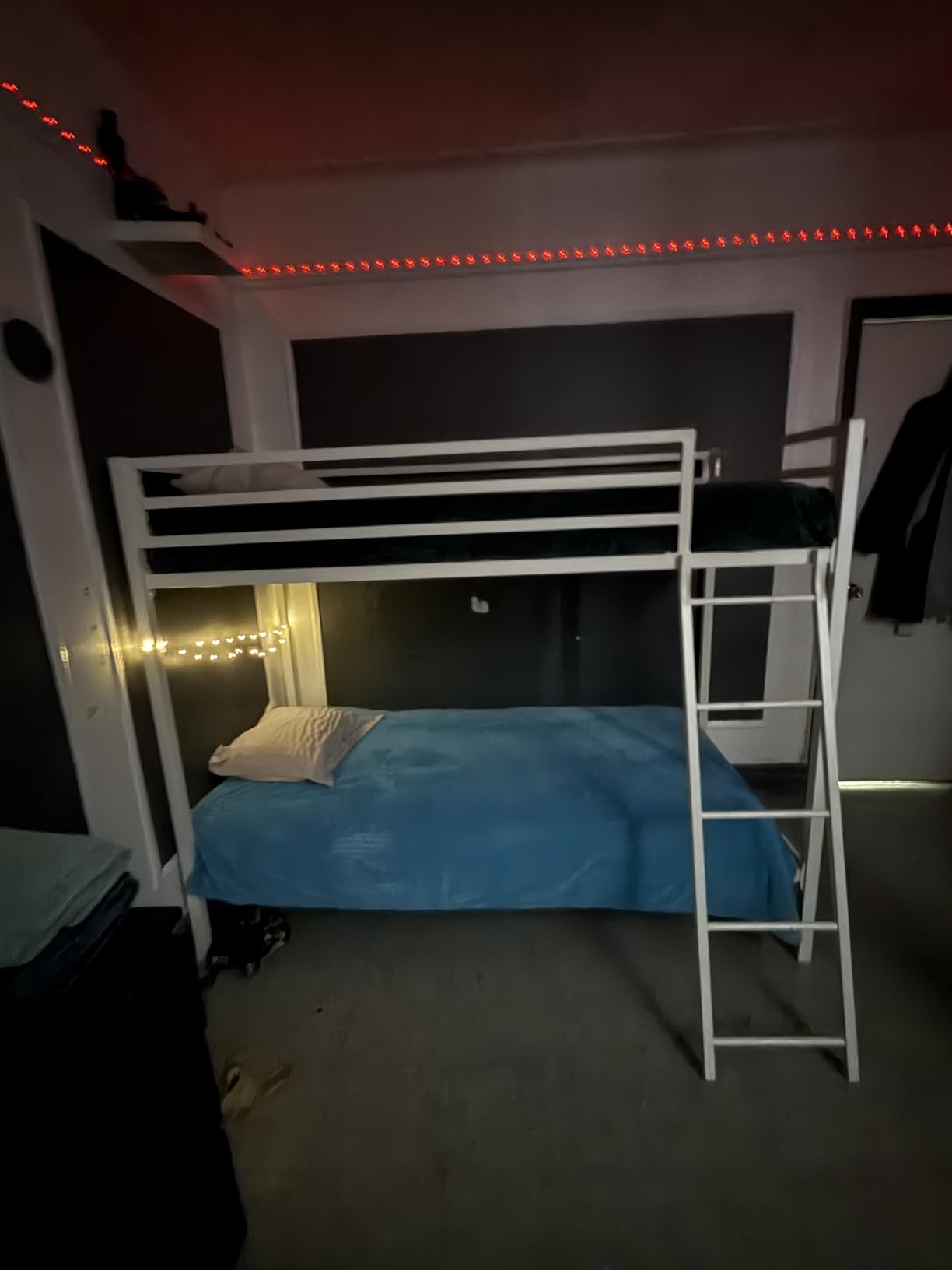 SHA CERLIN Loft Bunk Bed Twin Over Twin Size with Ladder and Guardrail, Heavy Duty Metal Slats Support No Box Spring Needed Small Space Saving Furniture for Bedroom Dorm, Black customer photo 1