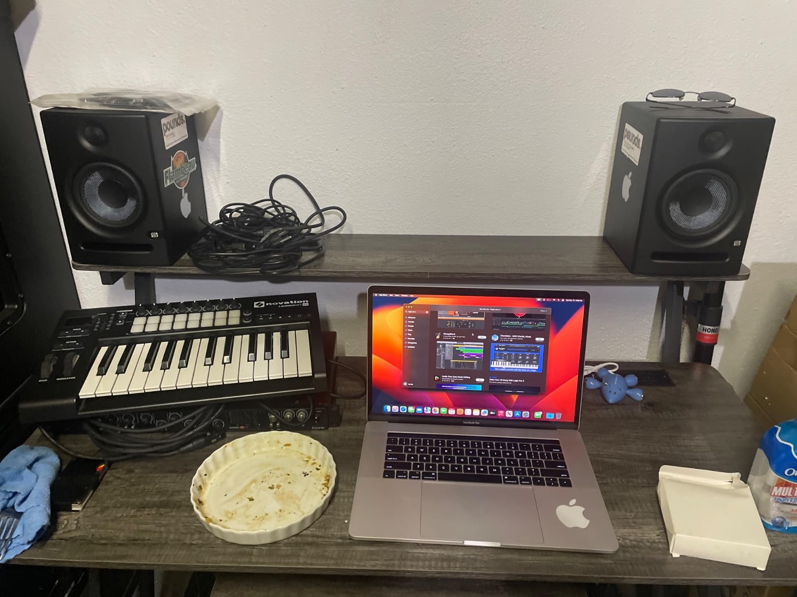 Armocity Music Studio Desk Production Workstation with Power Outlet, Studio Workstation for Music Recording, Grey Oak customer photo 1