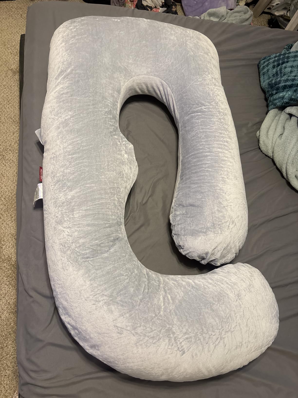 Momcozy Pregnancy Pillows with Cooling Cover, U-Shaped Full Body Maternity Pillow for Side Sleepers 57 Inch - Support for Back, Hip, Belly, Legs for Pregnant Women customer photo 1