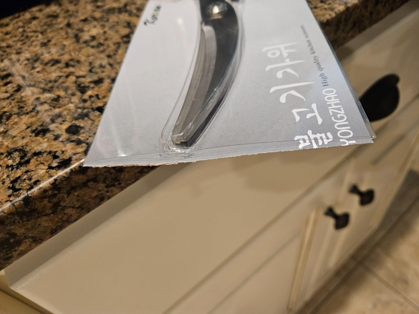 Kitchen Scissors, Korean Barbecue Sheras and Tongs Set, Kitchen Scissors for Meat Cutting, Chicken, Vegetables, Stainless Steel Non-slip Serrated Sharp BBQ Multipurpose Kitchen Sheras Tongs customer photo 2