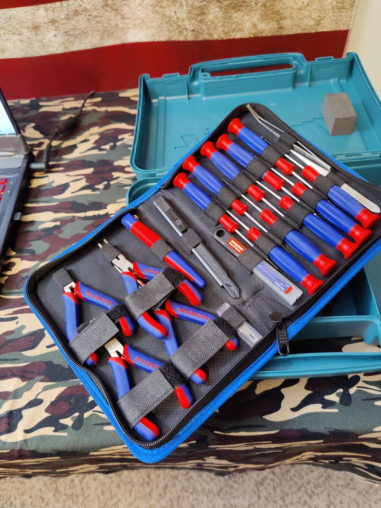 WORKPRO 33PCS Precision Repair Tool Set Includes Pliers Set, Screwdrivers Set, Craft & Utility Knife, Tweezers, Electronic Repair Tool Kit with Pouch for Laptops, Phones, Computer & Gaming Accessories customer photo 1