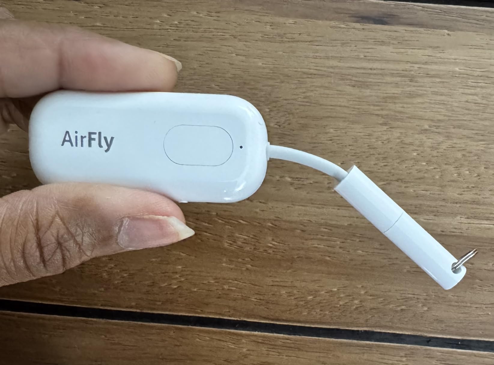 Twelve South AirFly Pro Bluetooth Wireless Audio Transmitter/Receiver for up to 2 AirPods/Wireless Headphones; Use with Any 3.5 mm Audio Jack, Black customer photo 2