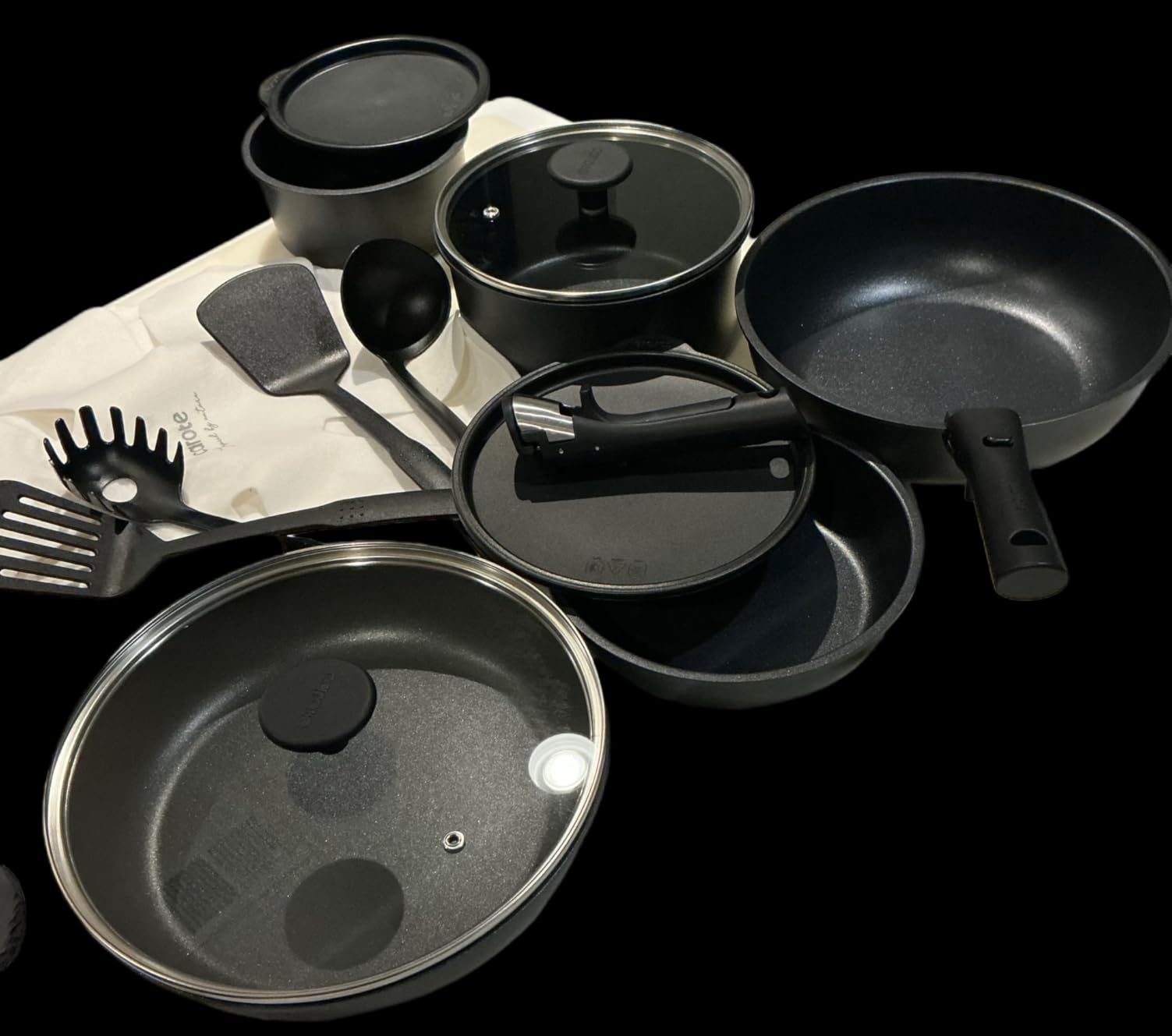 CAROTE 17pcs Pots and Pans Set, Nonstick Cookware Set Detachable Handle, Induction Kitchen Cookware Sets Non Stick with Removable Handle, RV Cookware Set, Oven Safe customer photo 2