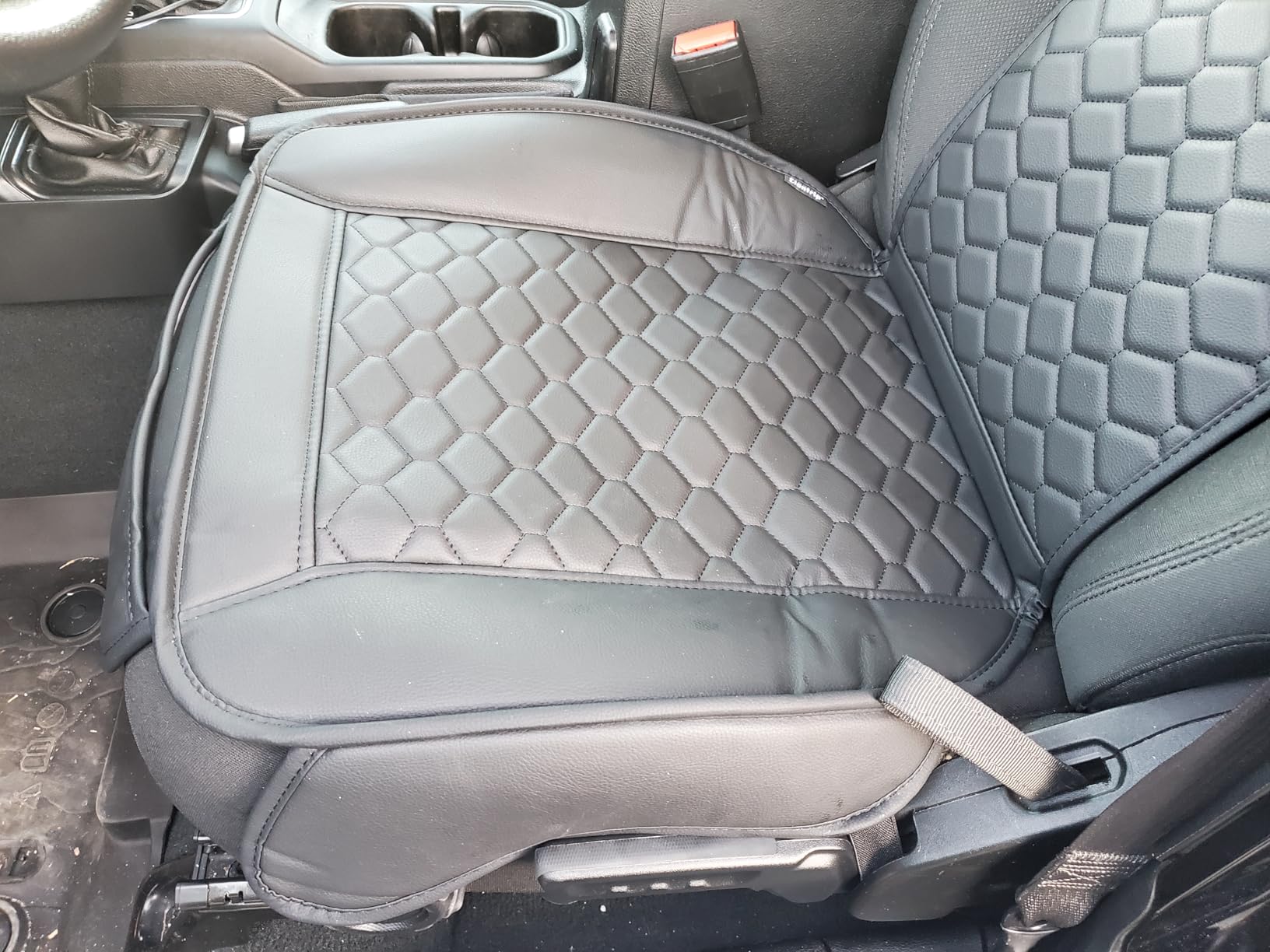 Elantrip 2PCs Front Car Seat Covers Leather Water Proof Seat Protector Universal fit for Most Cars SUVs and Trucks Black customer photo 2