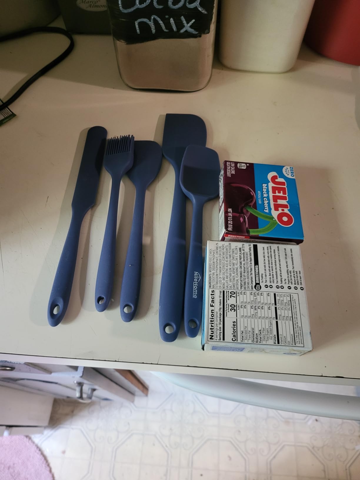 NileHome Silicone Spatula Set, 6 Pieces Food Grade Kitchen Utensils with Silicone Brush Heat Resistant BPA-free Rubber Spatula for Scraping, Baking, Cooking, Mixing customer photo 1