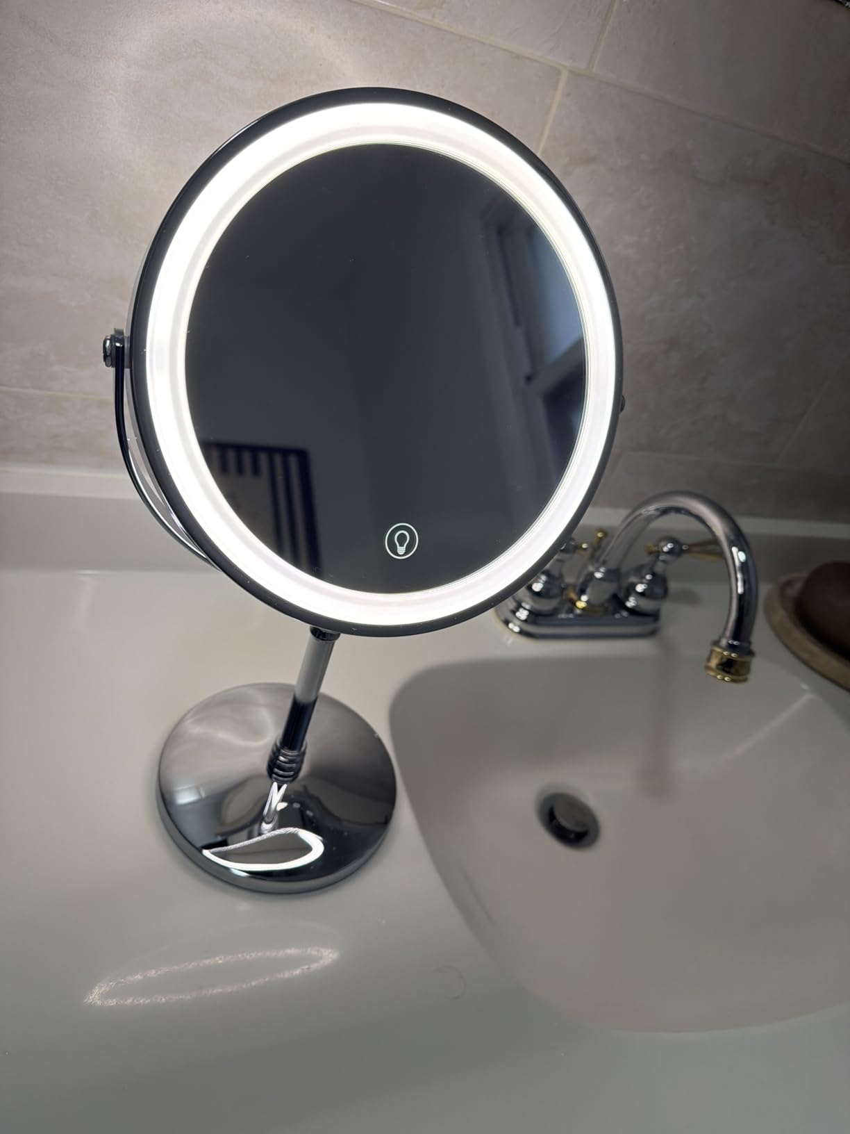DEIOVWXS Makeup Mirror, 3000mAh Rechargeable Double-Sided Magnifying Vanity Mirror with 3 Colors, 1X/10X, 360° Rotation, Adjustable Brightness, Gifts for Mom, Women,Wife, Girls, Dorm Room Essential customer photo 1
