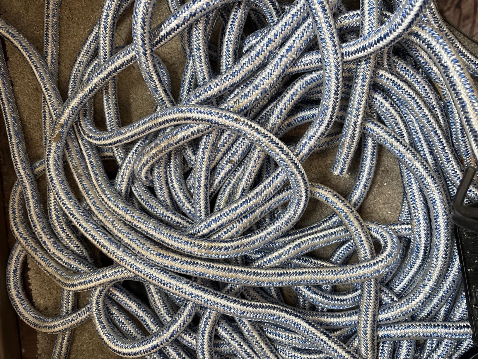 5/8 x 200FT, High Force Braided Polyester Arborist Tree Rope, 24 Strand Bull Rope, Pulling Rope, Heavy Duty Tree Rope for Swings, Camping(Black and White) customer photo 1