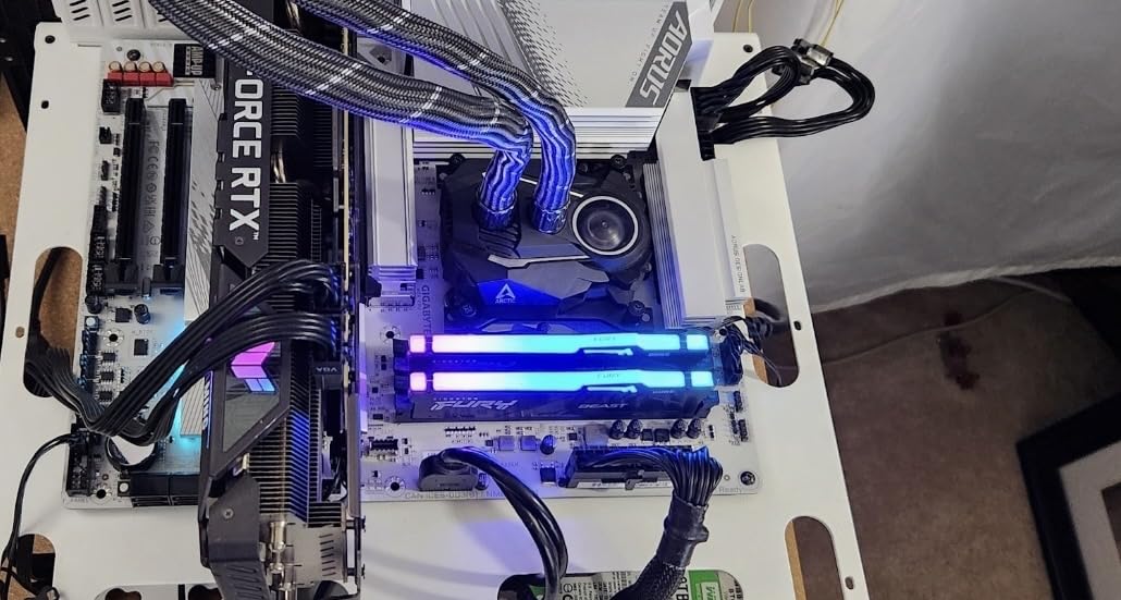 GIGABYTE Z790 AORUS Elite AX LGA 1700 ATX Motherboard, Support Intel Core 14th/13th/12th Gen, DDR5, 16+1+2 Power Phase, 4X M.2, PCIe 5.0, USB-C 3.2, WIFI6E, 2.5GbE, Q-Flash, EZ-Latch, RGB Fusion customer photo 2